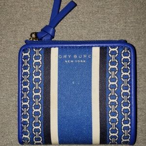 Like new! Tory Burch Mini Wallet